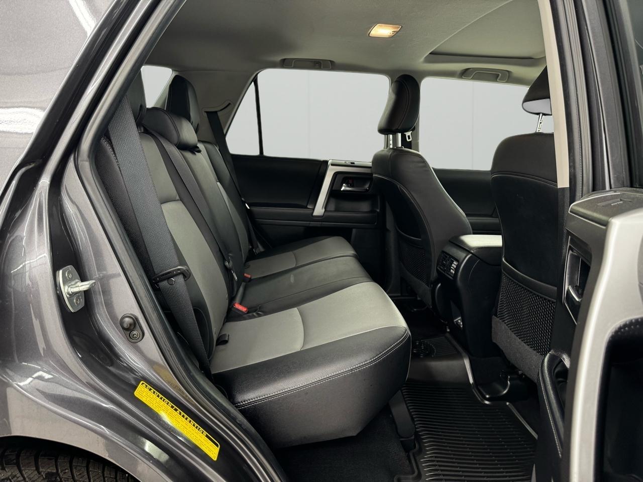 Toyota 4Runner SR5 Premium 4WD (Natl) 2023