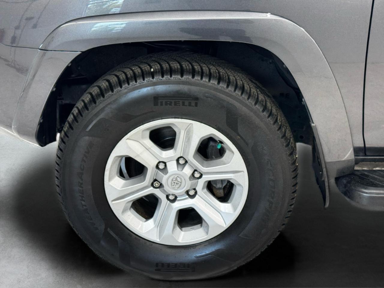 Toyota 4Runner SR5 Premium 4WD (Natl) 2023