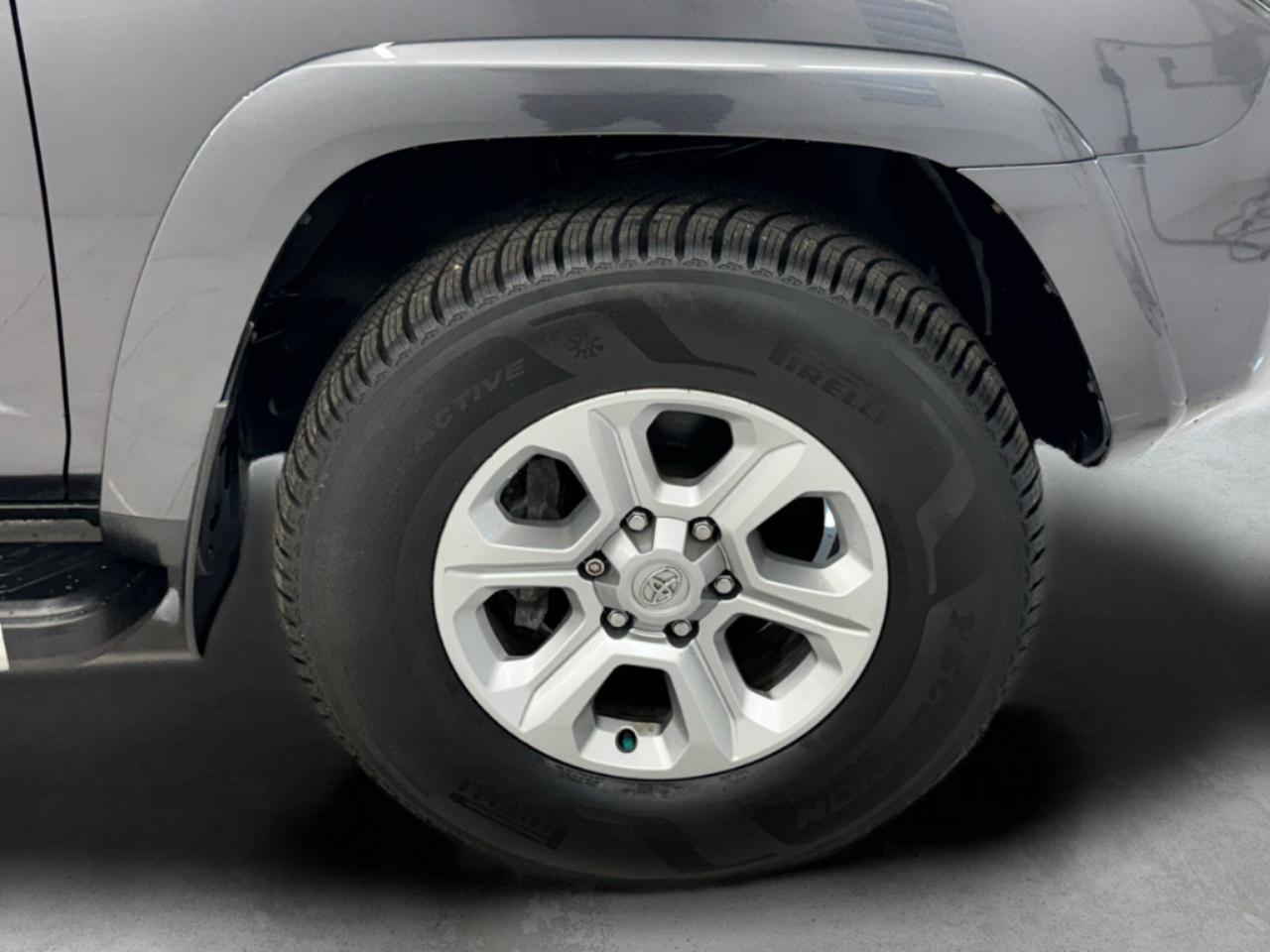 Toyota 4Runner SR5 Premium 4WD (Natl) 2023