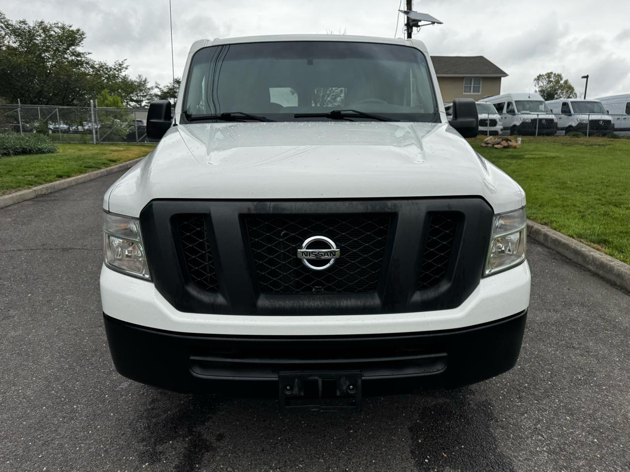 Nissan NV Standard Roof 1500 V6 SV 2014