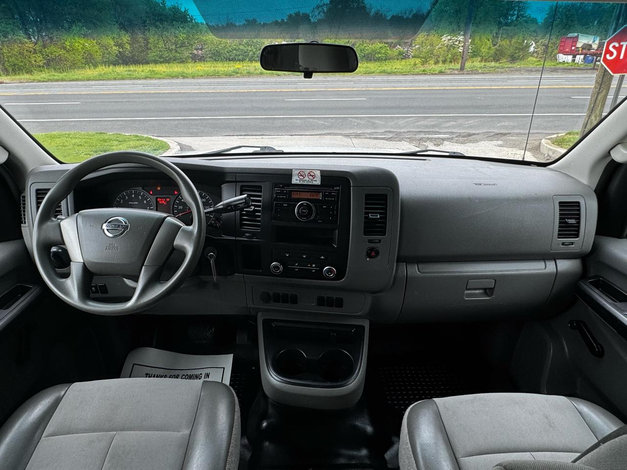 Nissan NV Standard Roof 1500 V6 SV 2014