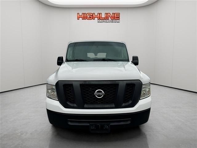 Nissan NV Standard Roof 1500 V6 SV 2014