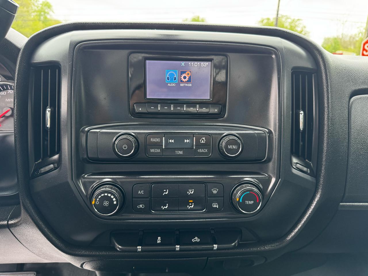 Chevrolet Silverado 2500HD Built After Aug 14 4WD Reg Cab 133.6" Work Truck 2015