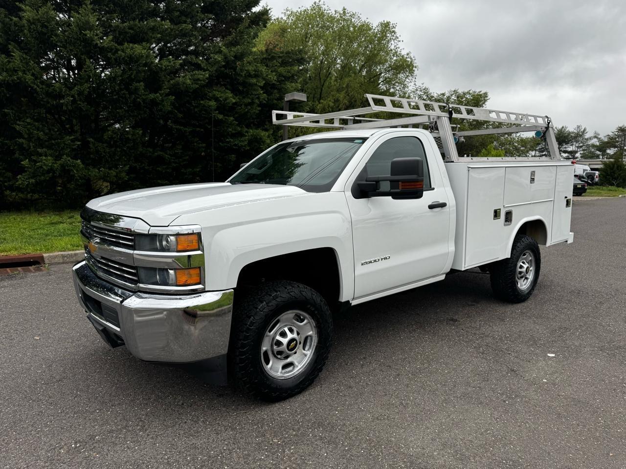 Chevrolet Silverado 2500HD Built After Aug 14 4WD Reg Cab 133.6" Work Truck 2015