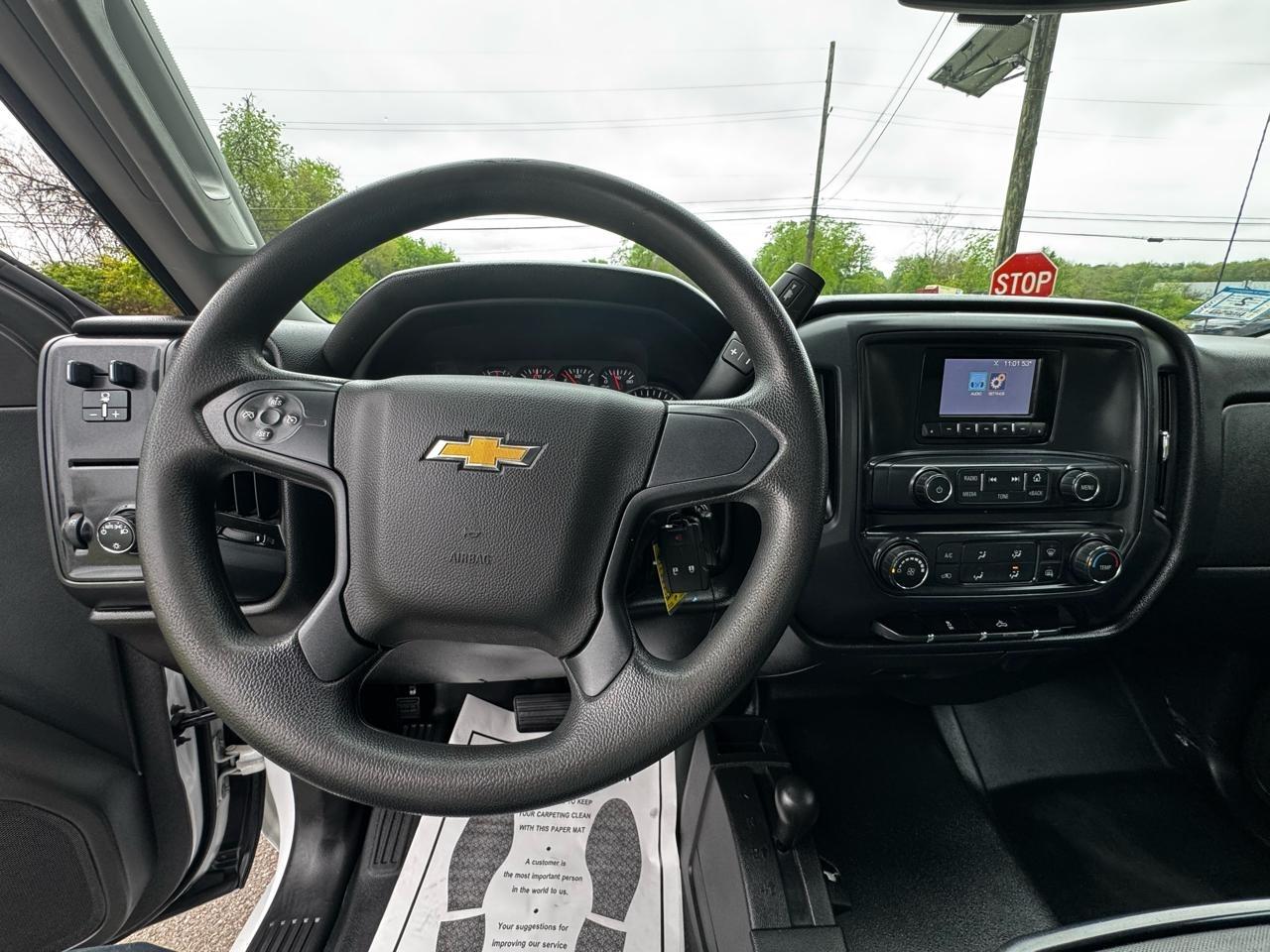 Chevrolet Silverado 2500HD Built After Aug 14 4WD Reg Cab 133.6" Work Truck 2015
