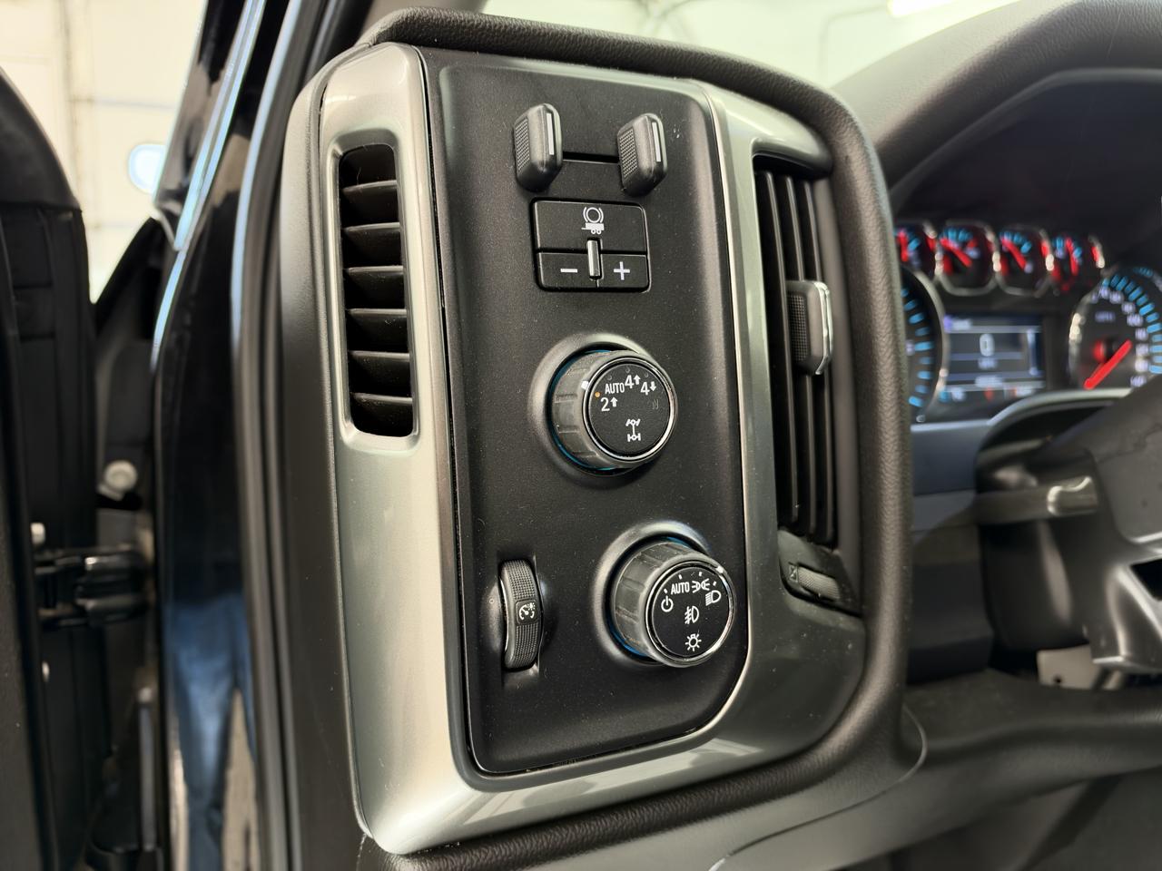 Chevrolet Silverado 1500 LD 4WD Double Cab LT w/2LT 2019