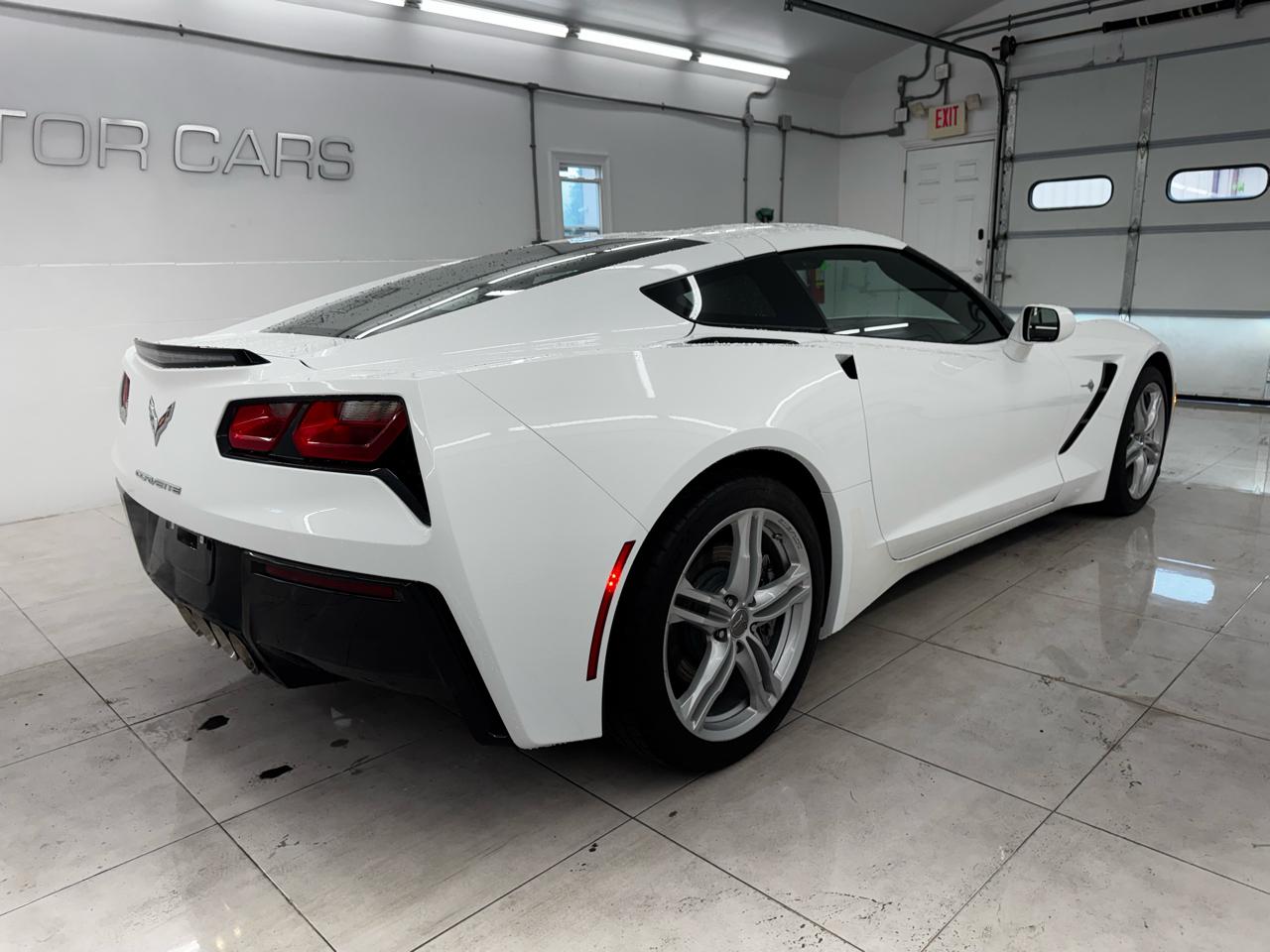 Chevrolet Corvette 2dr Stingray Cpe w/1LT 2017