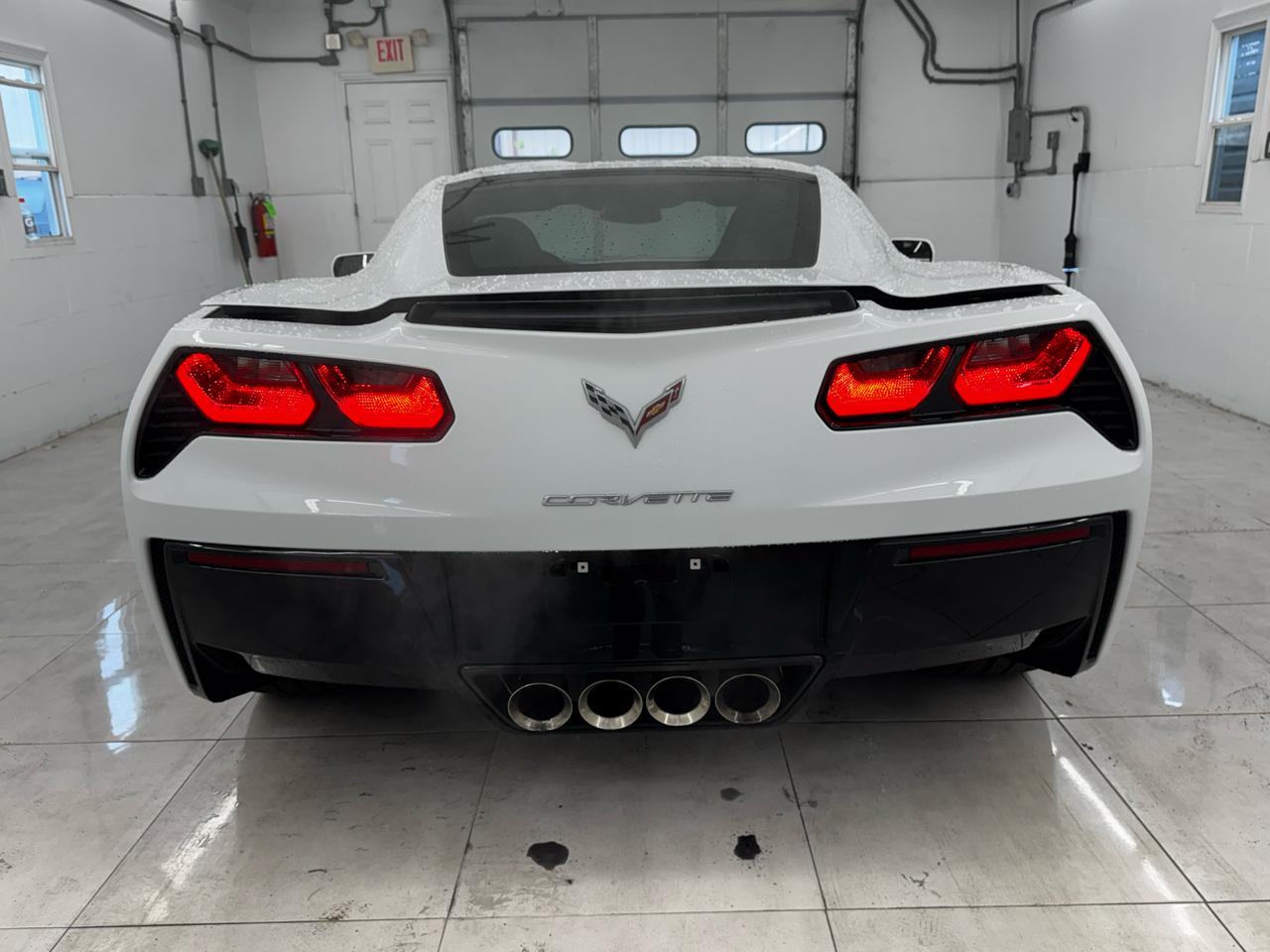 Chevrolet Corvette 2dr Stingray Cpe w/1LT 2017
