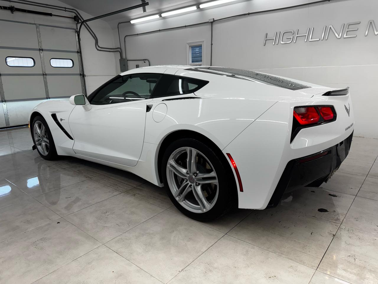 Chevrolet Corvette 2dr Stingray Cpe w/1LT 2017