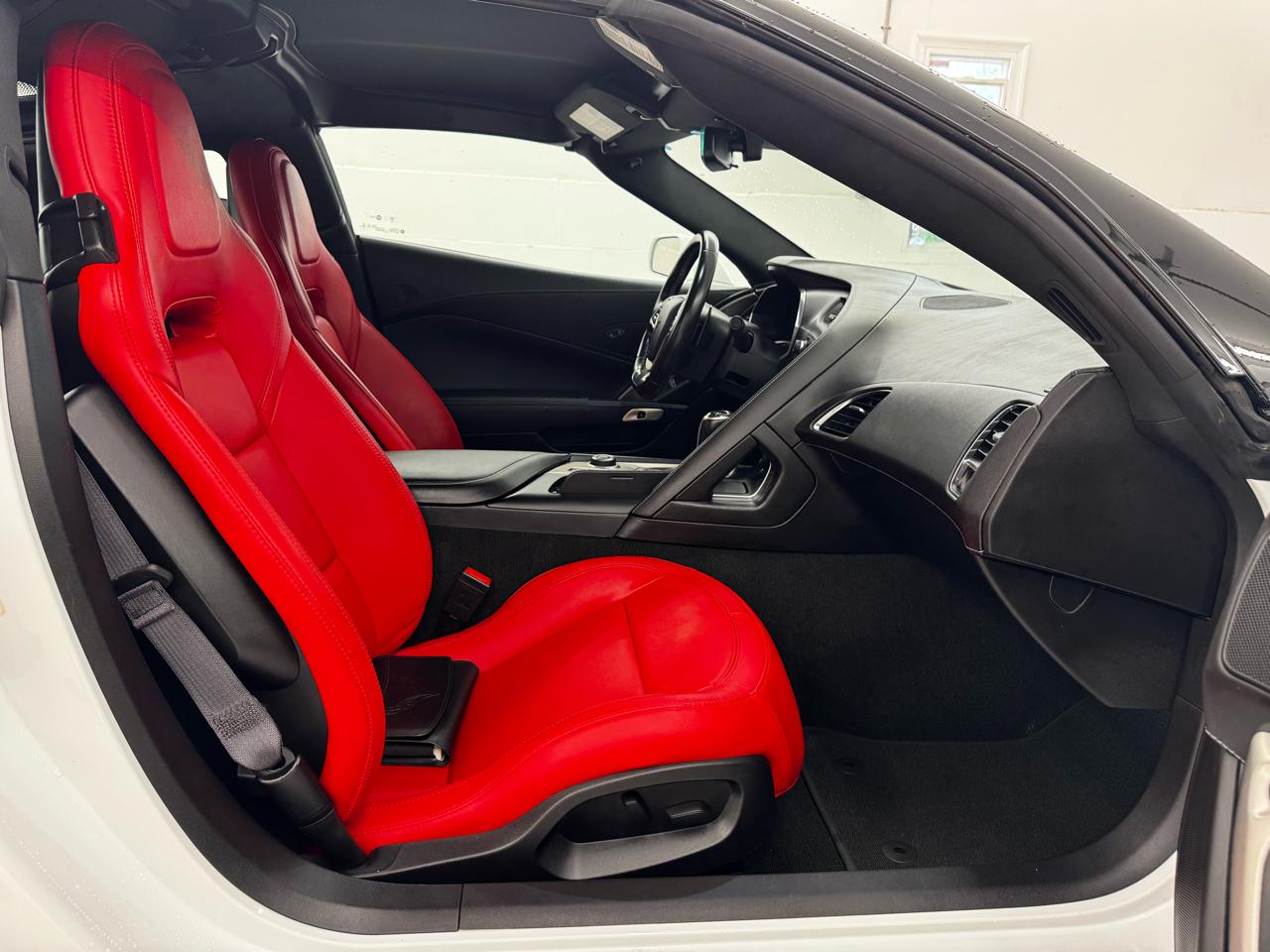 Chevrolet Corvette 2dr Stingray Cpe w/1LT 2017