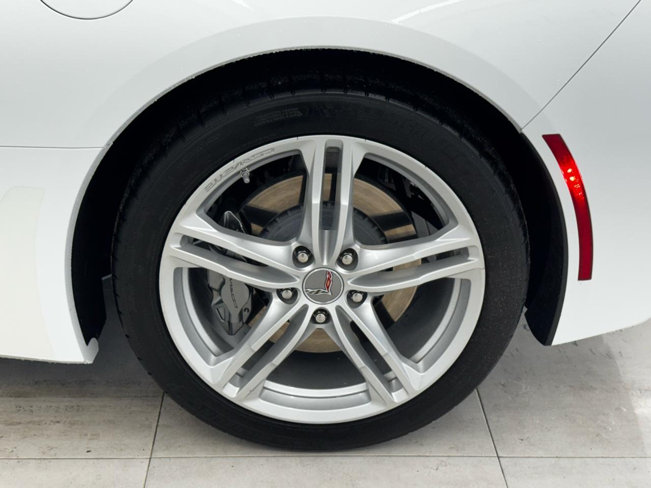 Chevrolet Corvette 2dr Stingray Cpe w/1LT 2017