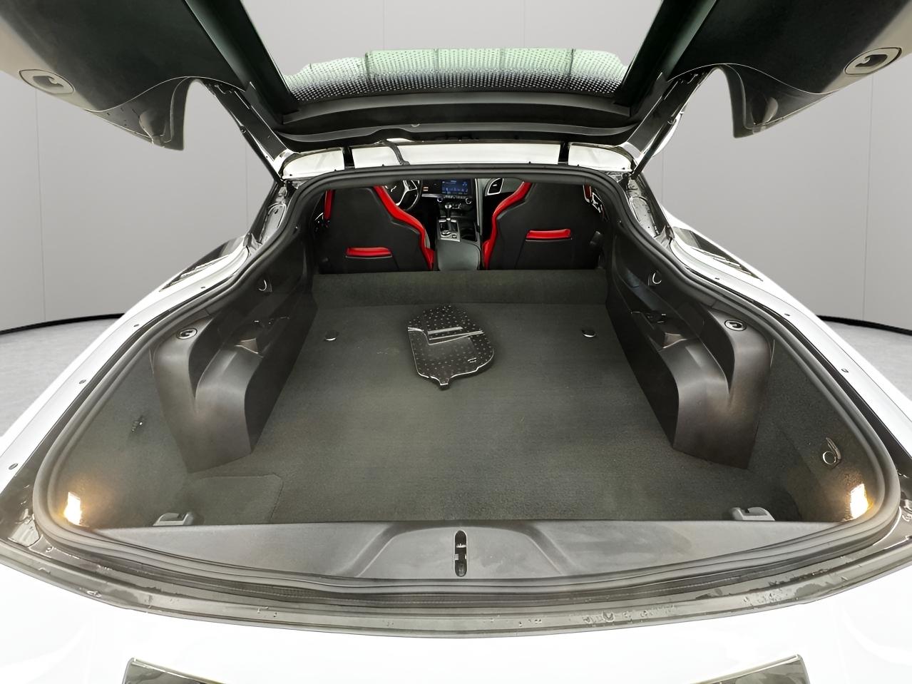 Chevrolet Corvette 2dr Stingray Cpe w/1LT 2017