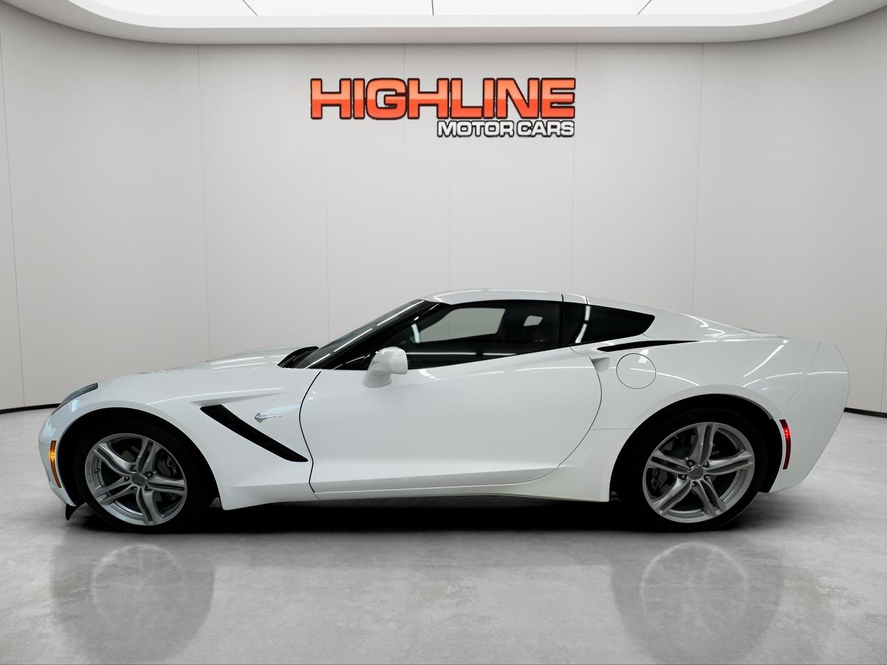 Chevrolet Corvette 2dr Stingray Cpe w/1LT 2017