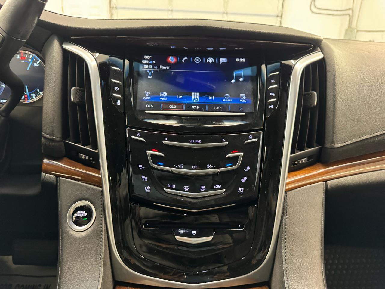 Cadillac Escalade ESV 2WD 4dr Luxury 2020