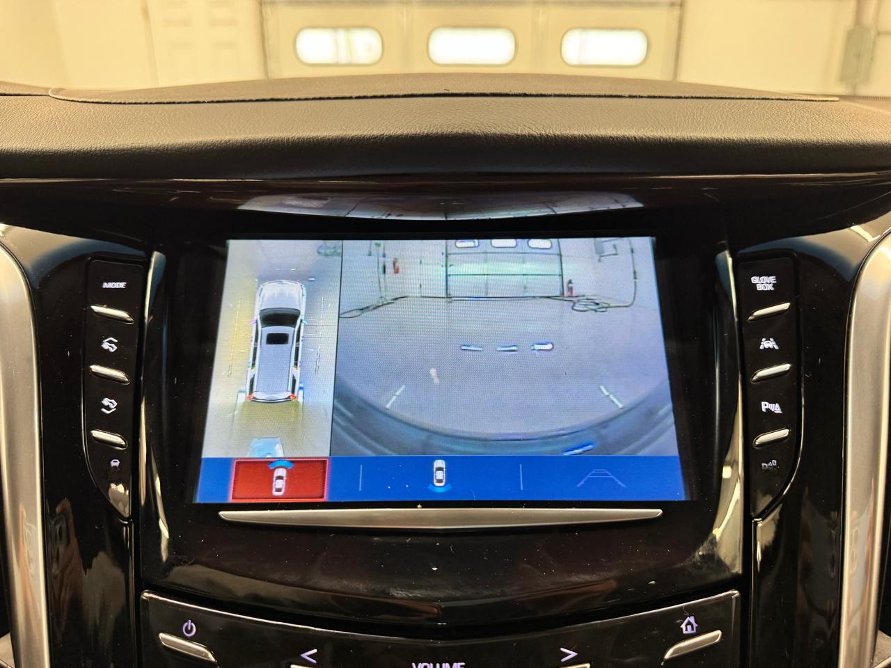 Cadillac Escalade ESV 2WD 4dr Luxury 2020
