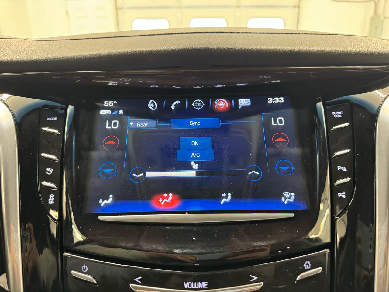 Cadillac Escalade ESV 2WD 4dr Luxury 2020