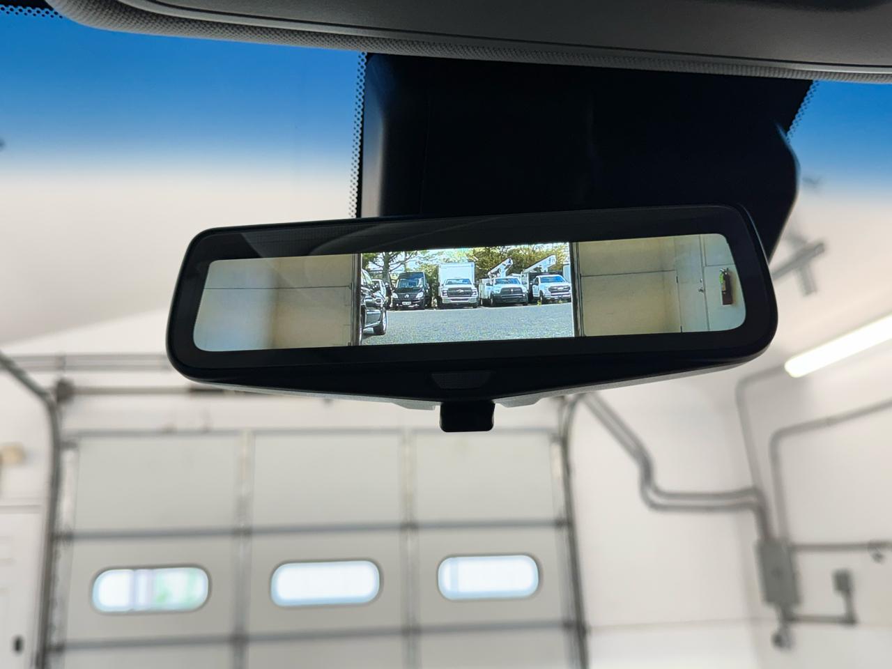 Cadillac Escalade ESV 2WD 4dr Luxury 2020