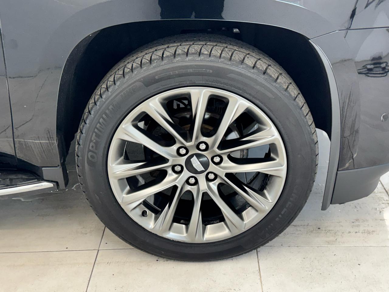 Cadillac Escalade ESV 2WD 4dr Luxury 2020