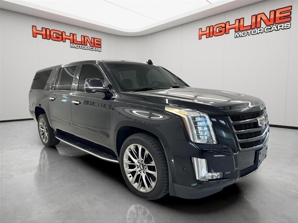 Cadillac Escalade ESV 2WD 4dr Luxury 2020