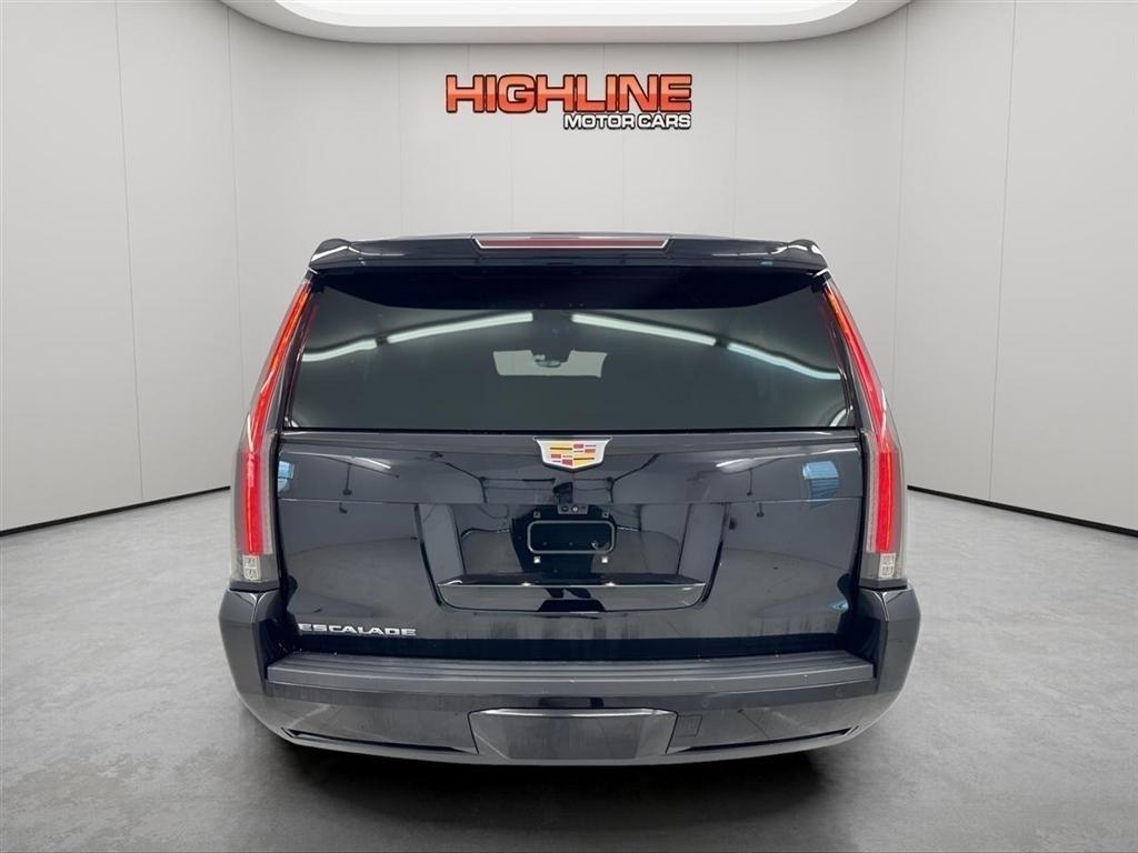 Cadillac Escalade ESV 2WD 4dr Luxury 2020