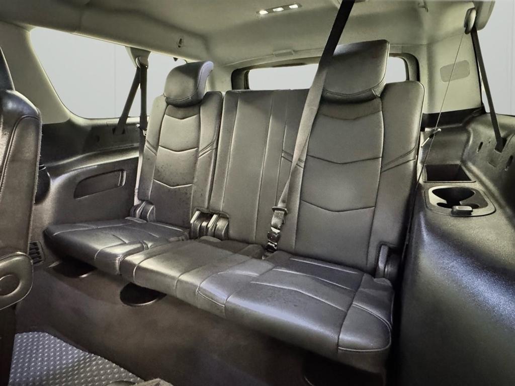 Cadillac Escalade ESV 2WD 4dr Luxury 2020