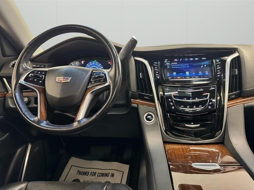 Cadillac Escalade ESV 2WD 4dr Luxury 2020