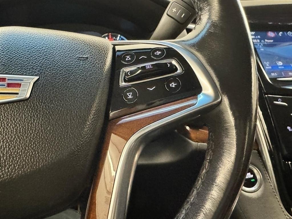 Cadillac Escalade ESV 2WD 4dr Luxury 2020