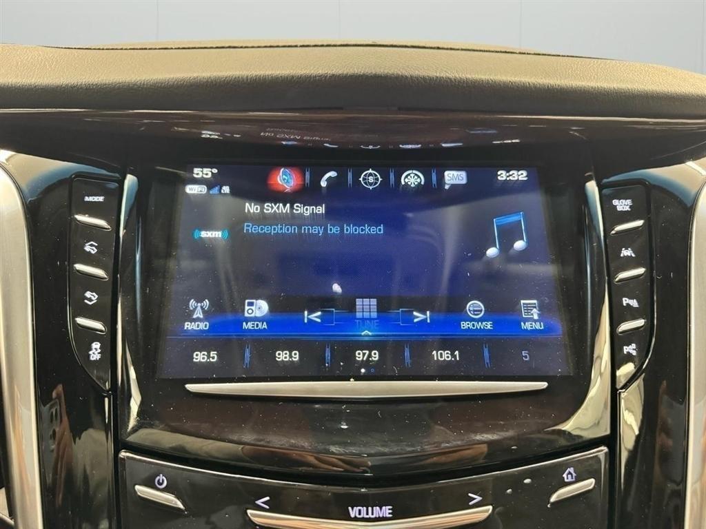 Cadillac Escalade ESV 2WD 4dr Luxury 2020