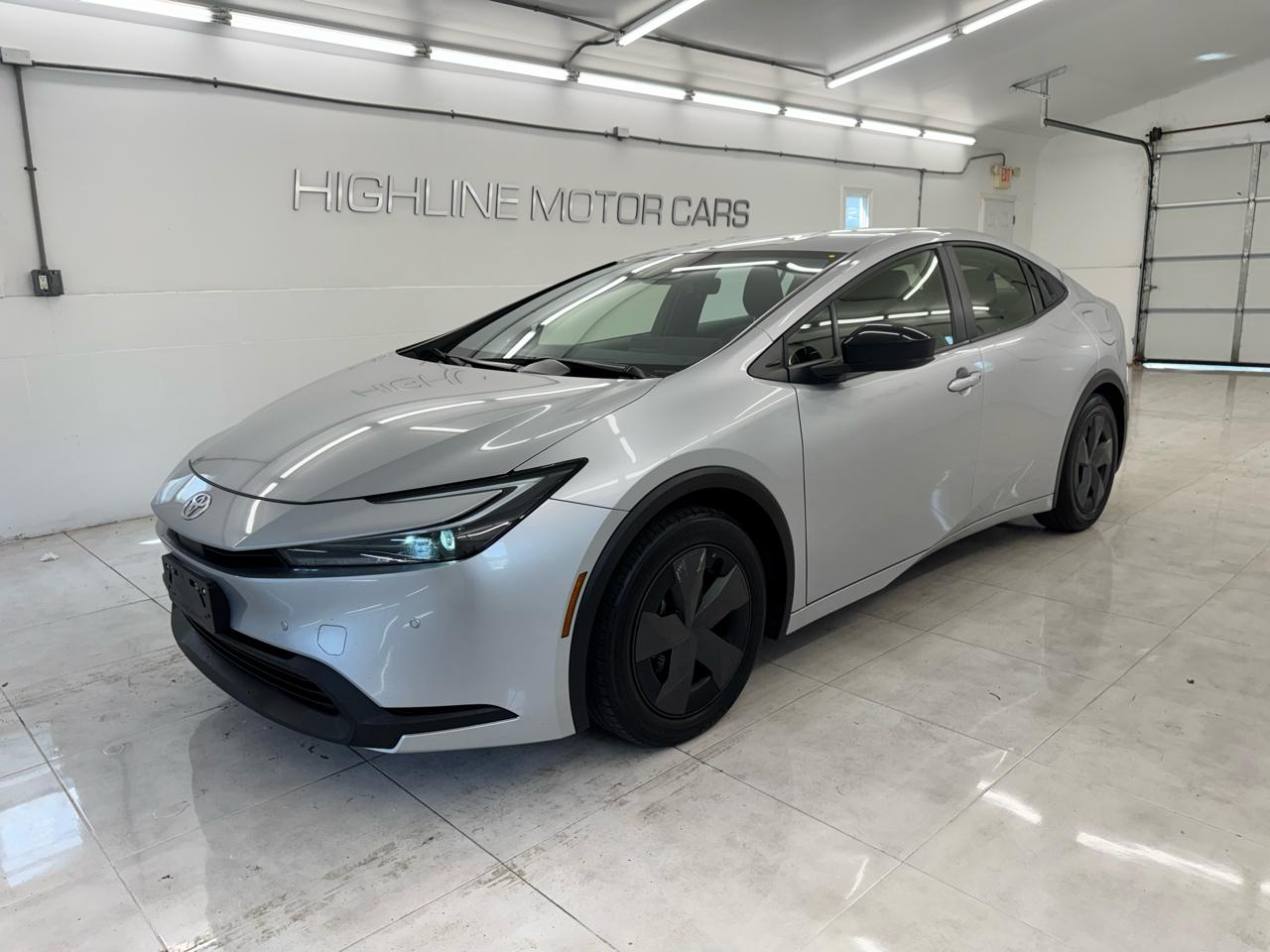 Toyota Prius Limited (Natl) 2024
