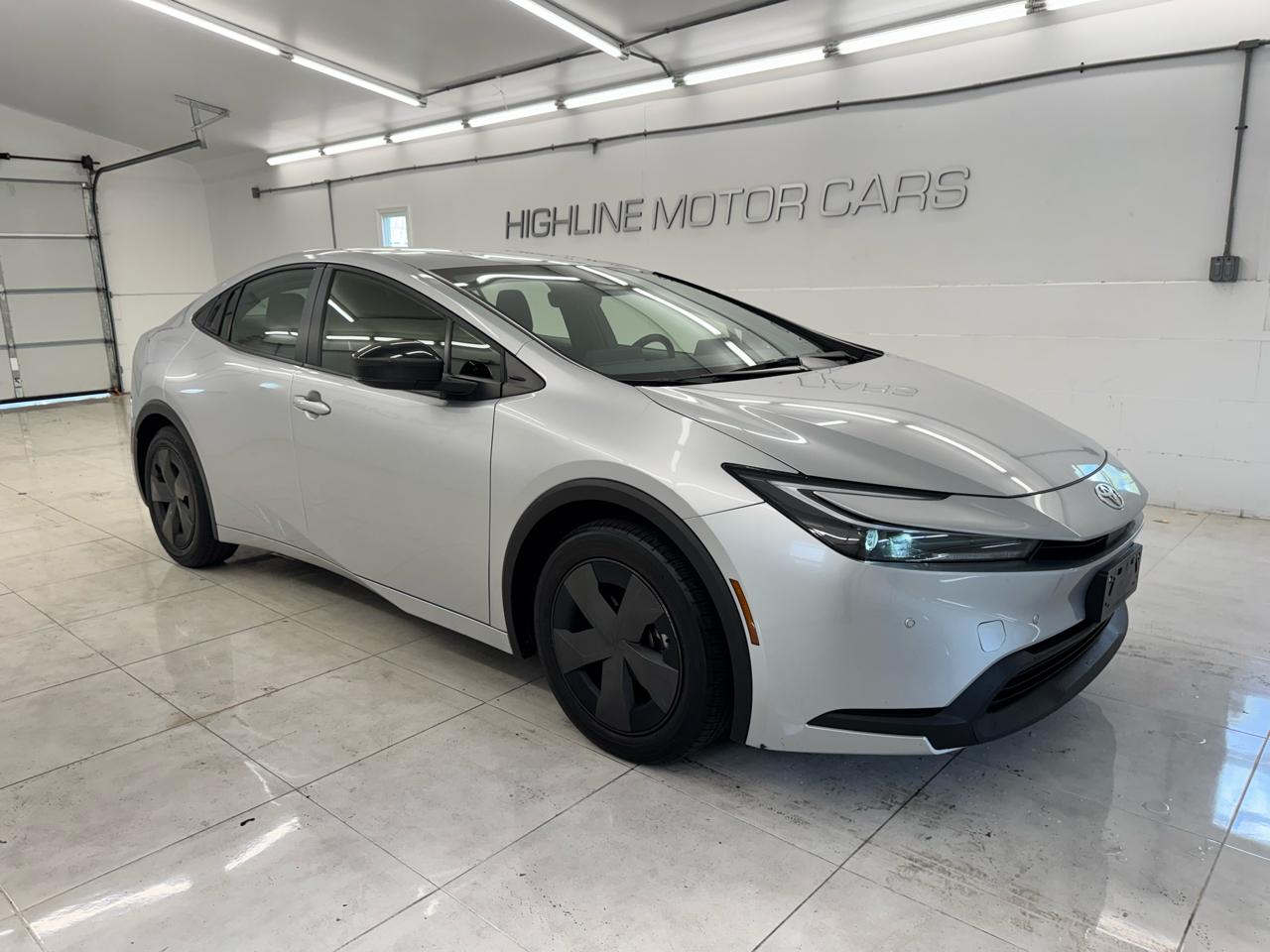 Toyota Prius Limited (Natl) 2024