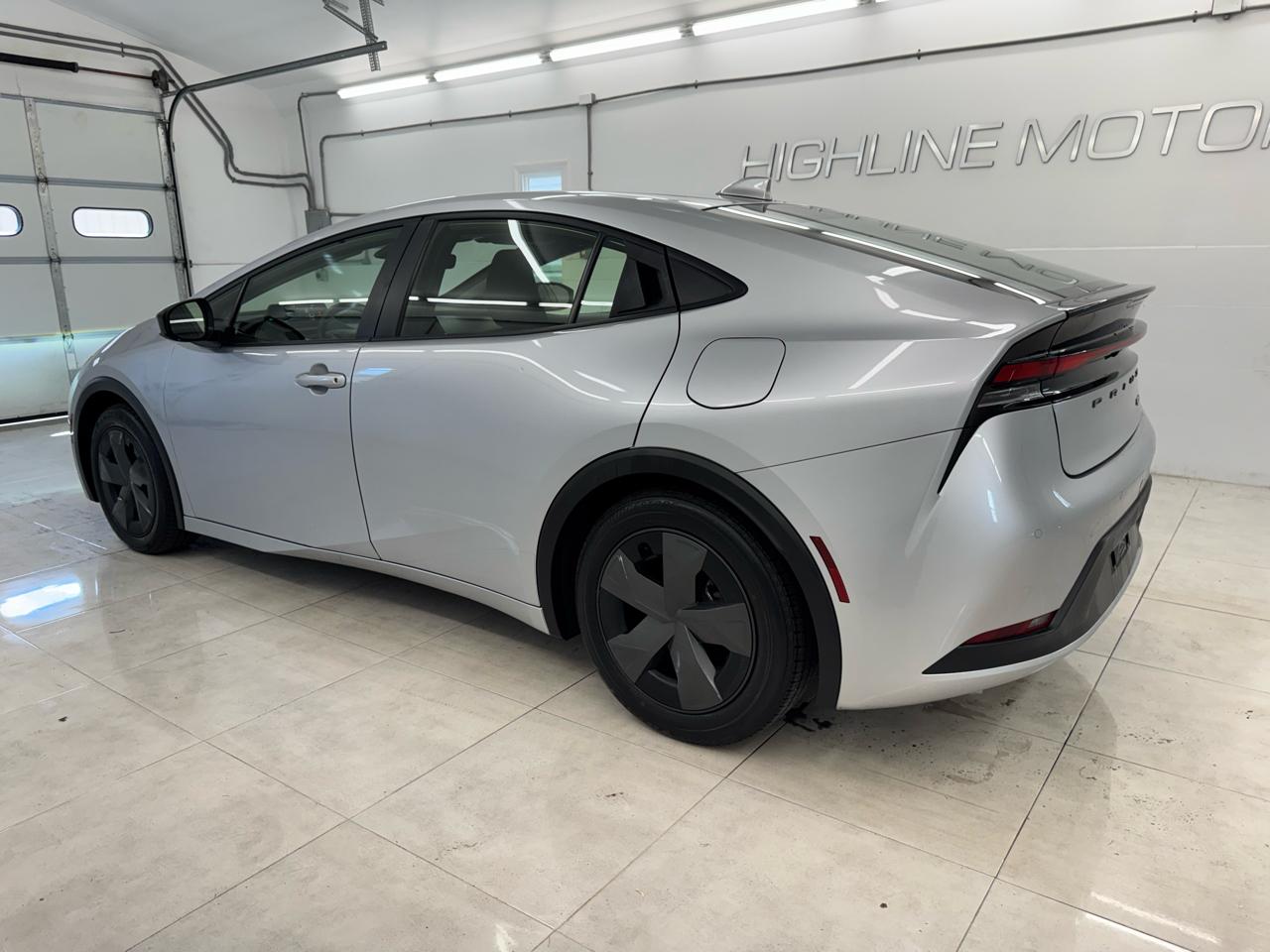Toyota Prius Limited (Natl) 2024