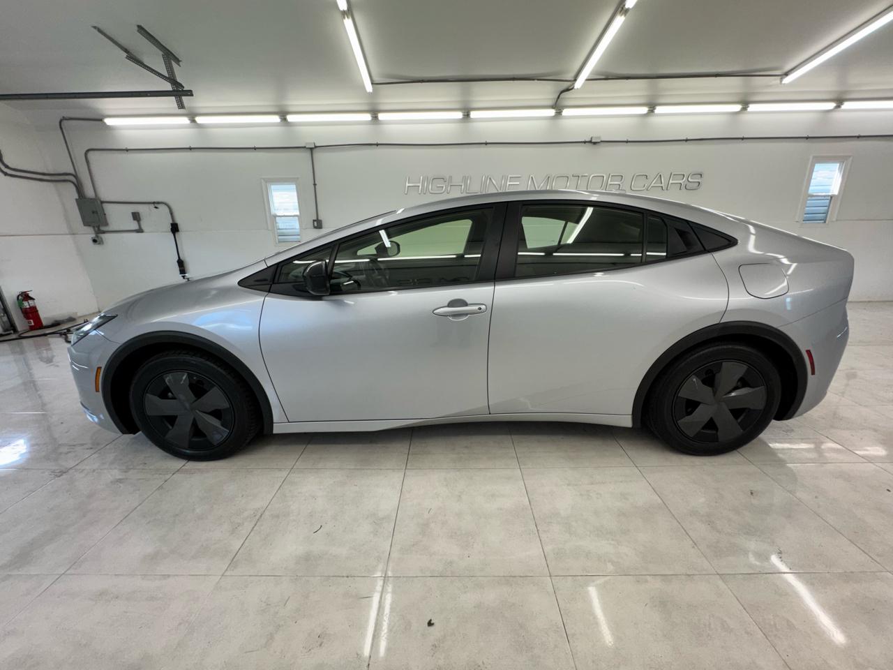 Toyota Prius Limited (Natl) 2024