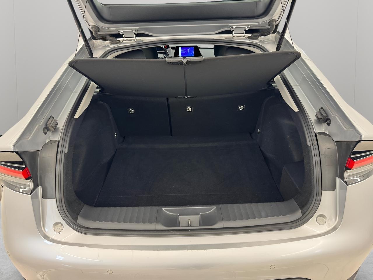 Toyota Prius Limited (Natl) 2024