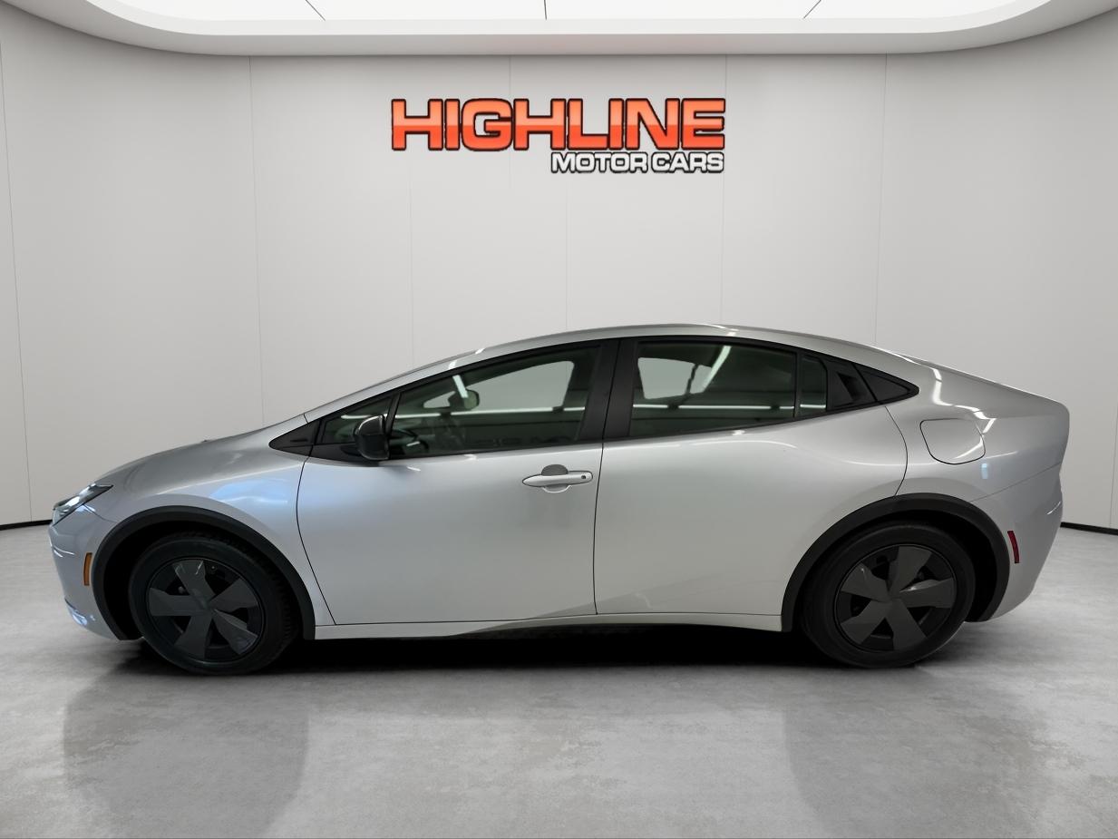 Toyota Prius Limited (Natl) 2024
