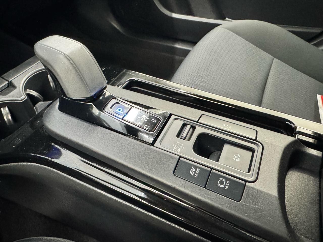 Toyota Prius Limited (Natl) 2024