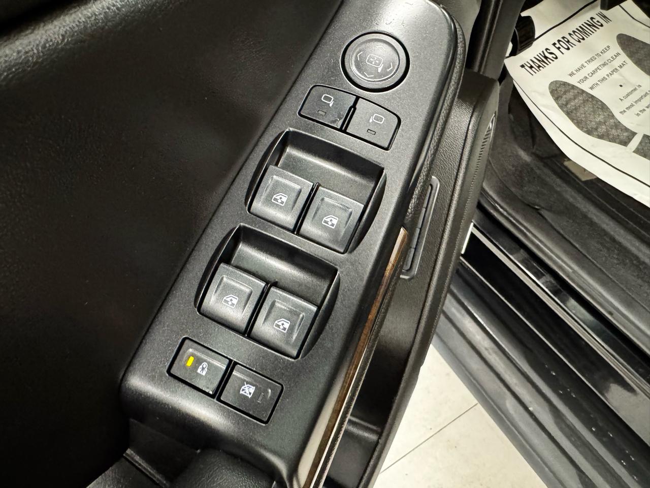 Chevrolet Tahoe 4WD 4dr LT 2018