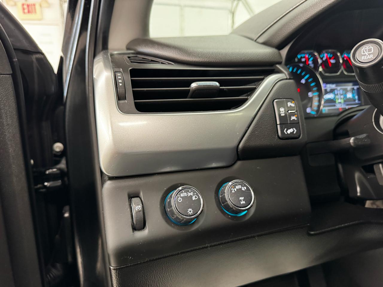 Chevrolet Tahoe 4WD 4dr LT 2018