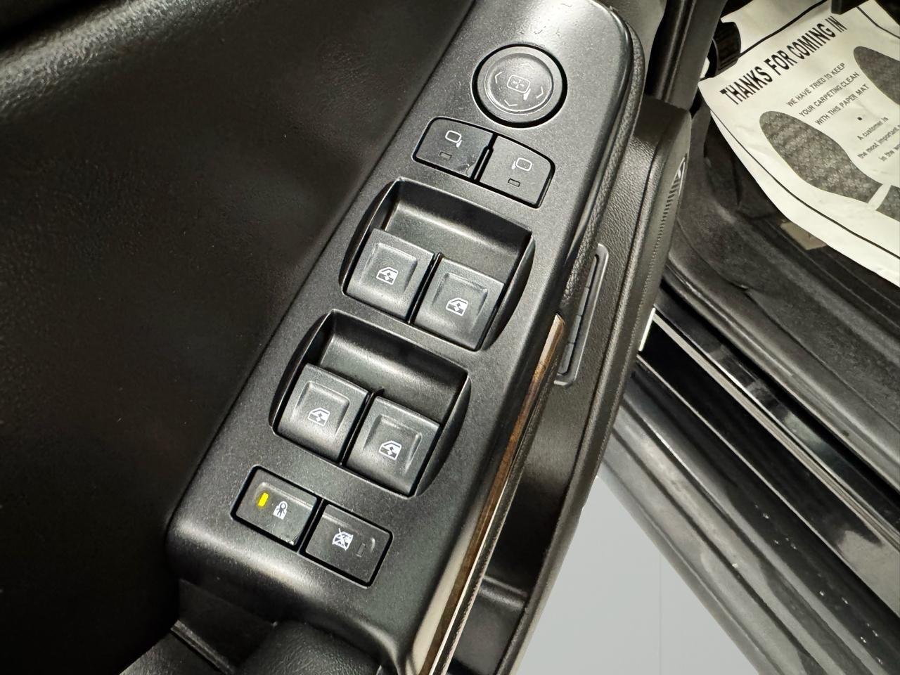 Chevrolet Tahoe 4WD 4dr LT 2018