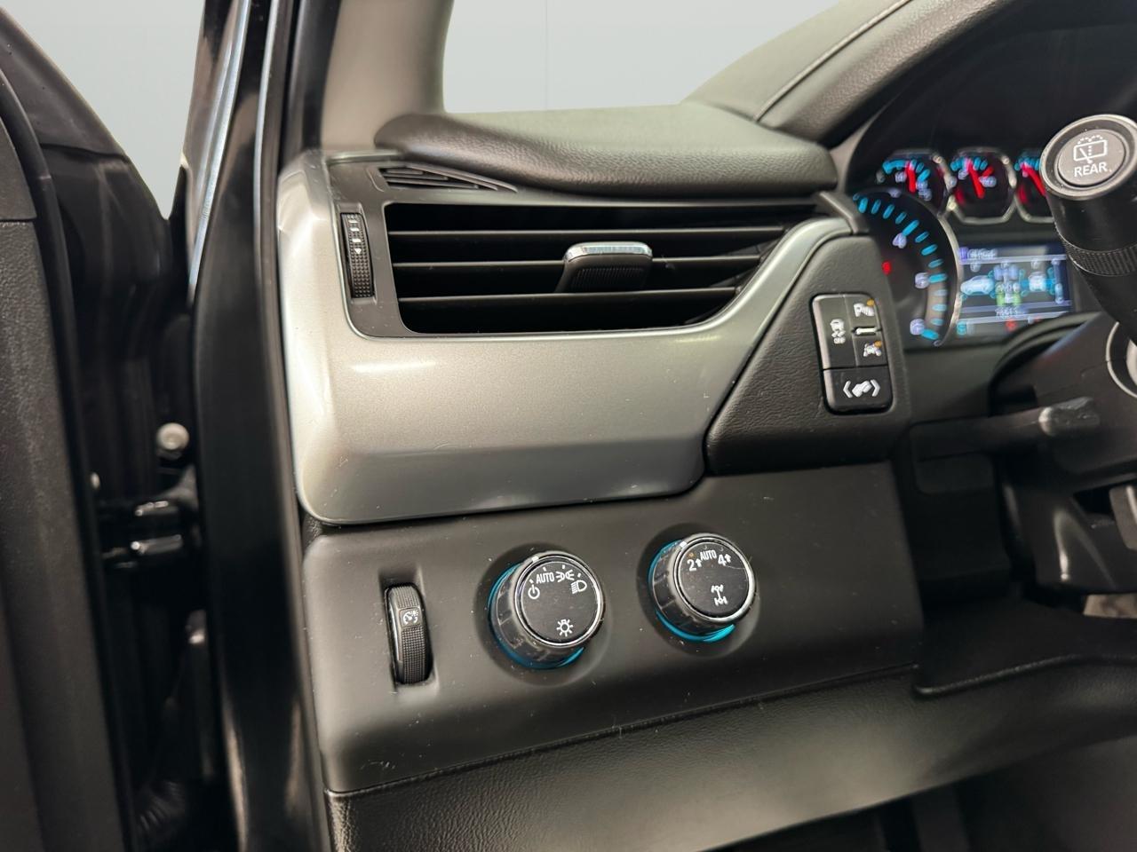 Chevrolet Tahoe 4WD 4dr LT 2018