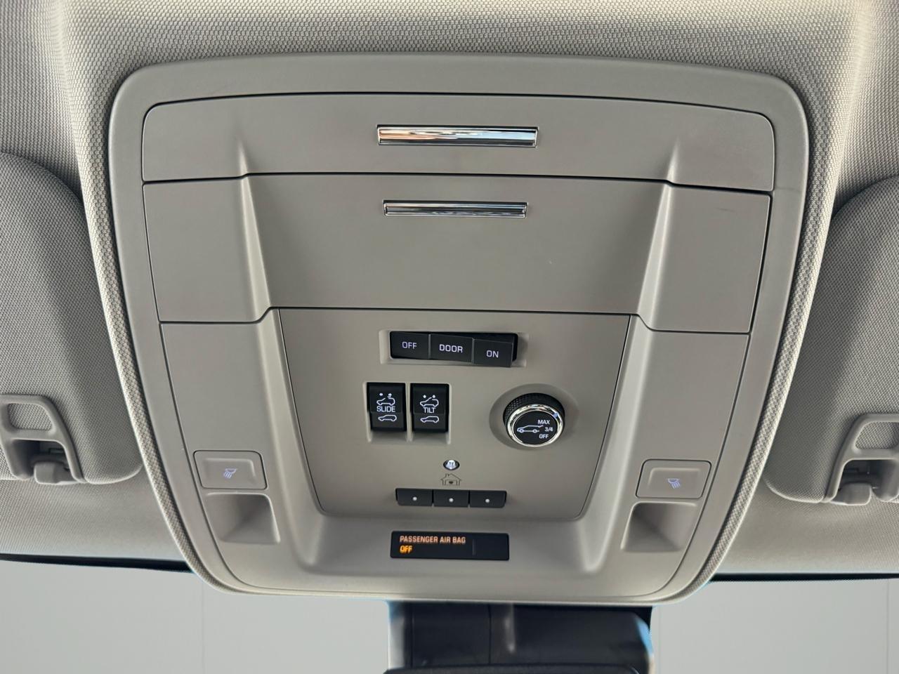 Chevrolet Tahoe 4WD 4dr LT 2018