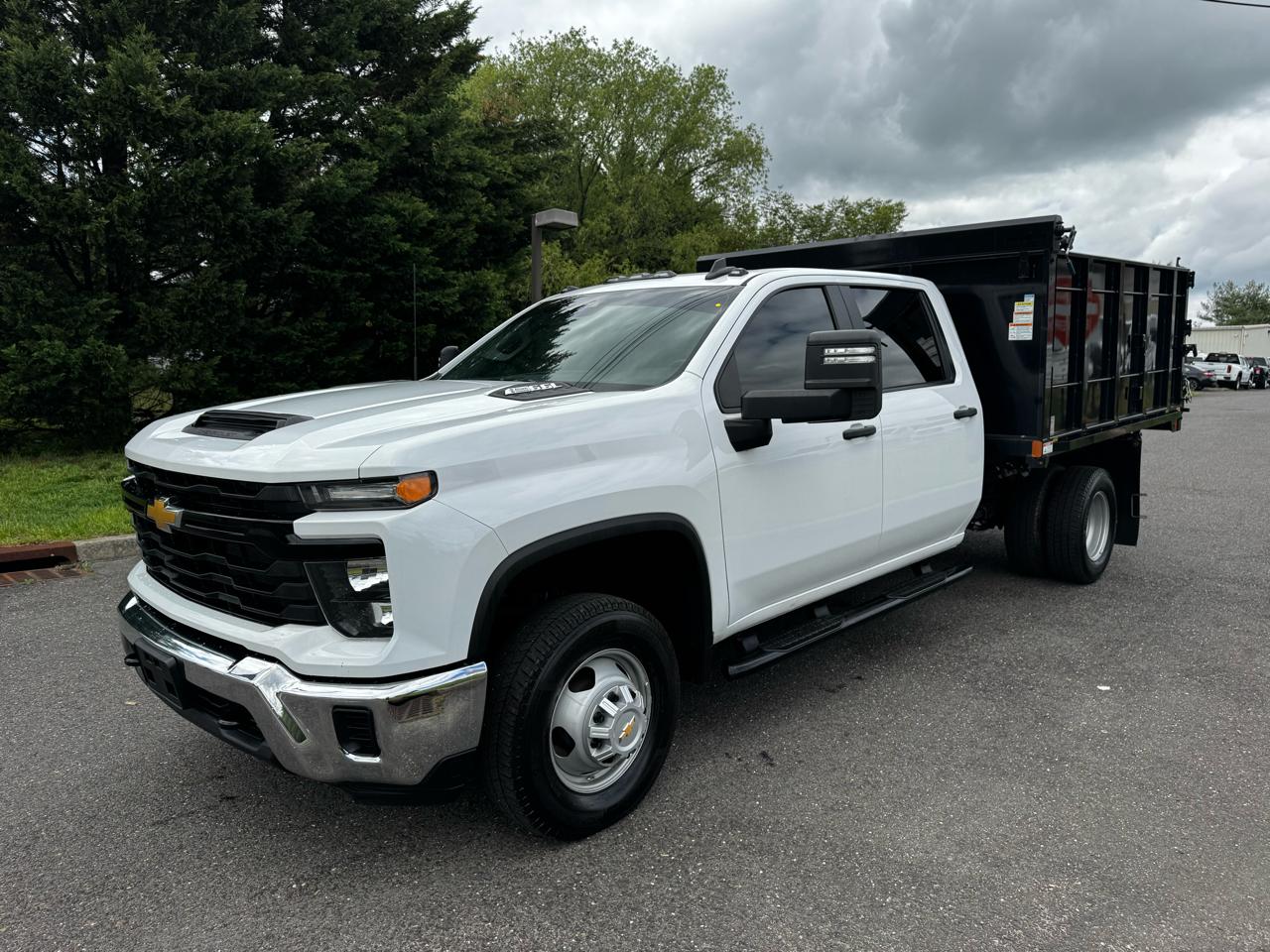 Chevrolet Silverado 3500HD CC 4WD Crew Cab 177" WB, 60" CA Work Truck 2024