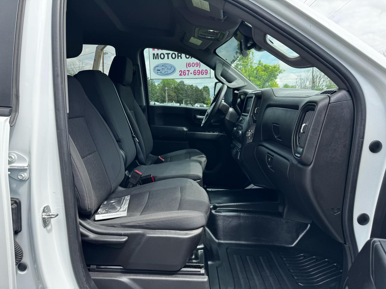 Chevrolet Silverado 3500HD CC 4WD Crew Cab 177" WB, 60" CA Work Truck 2024