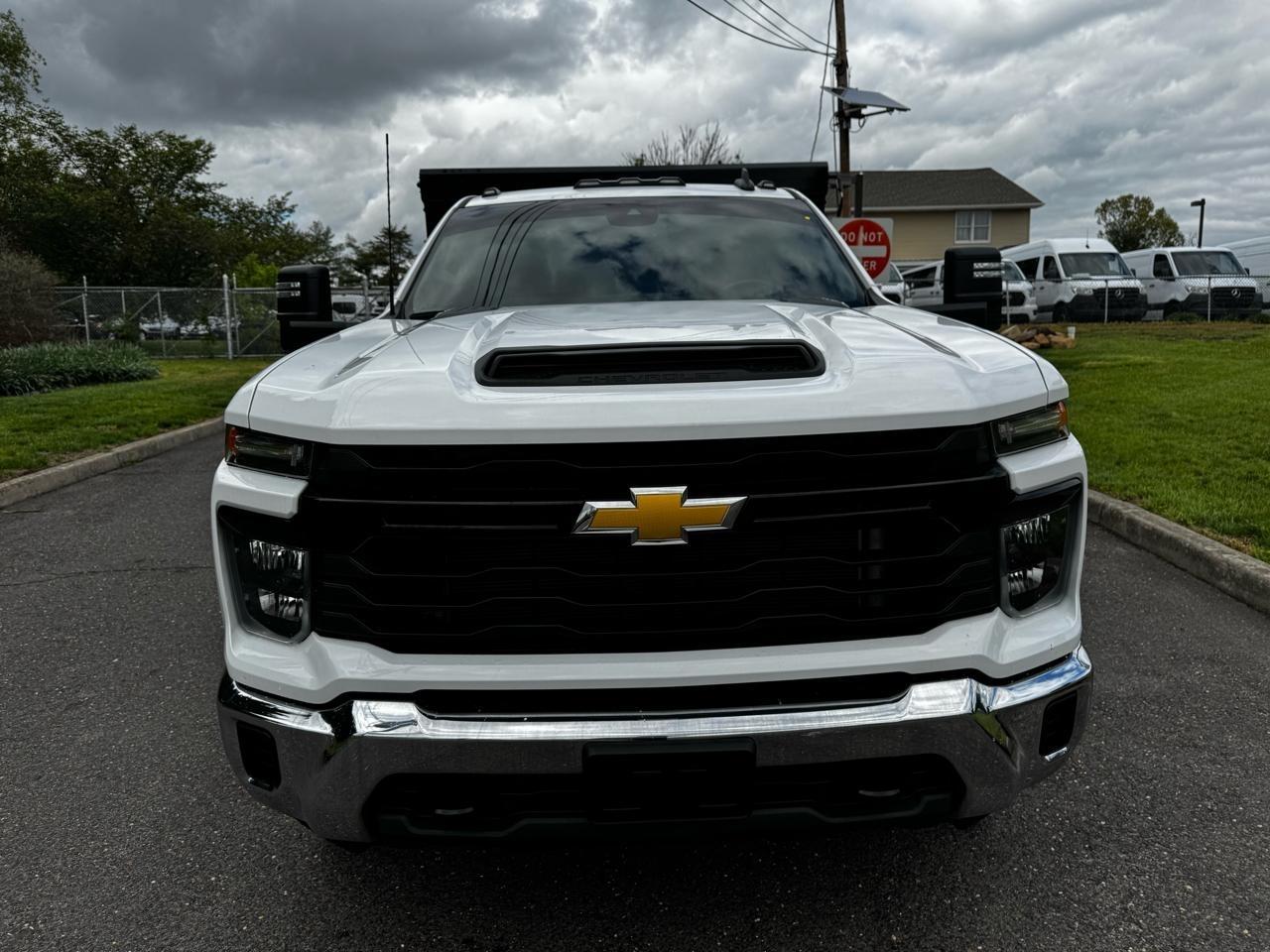 Chevrolet Silverado 3500HD CC 4WD Crew Cab 177" WB, 60" CA Work Truck 2024