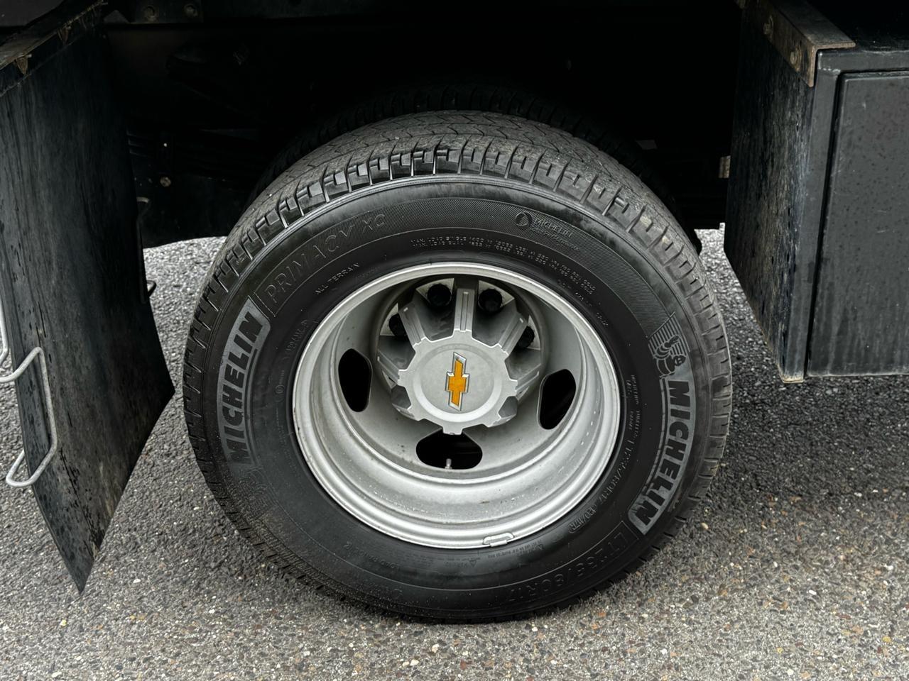Chevrolet Silverado 3500HD CC 4WD Crew Cab 177" WB, 60" CA Work Truck 2024