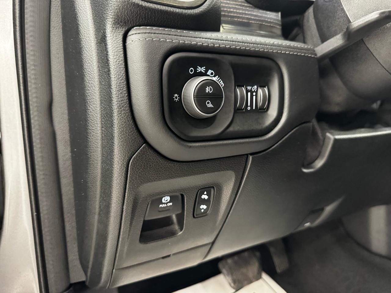 RAM 1500 Limited 4x4 Crew Cab 5'7" Box 2020