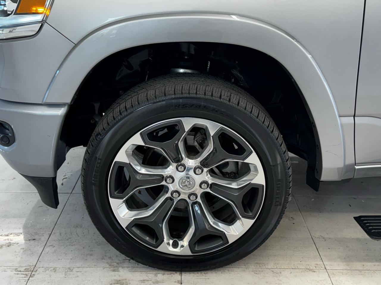RAM 1500 Limited 4x4 Crew Cab 5'7" Box 2020