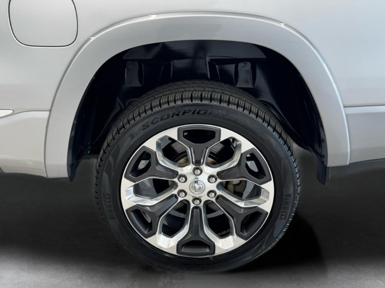 RAM 1500 Limited 4x4 Crew Cab 5'7" Box 2020