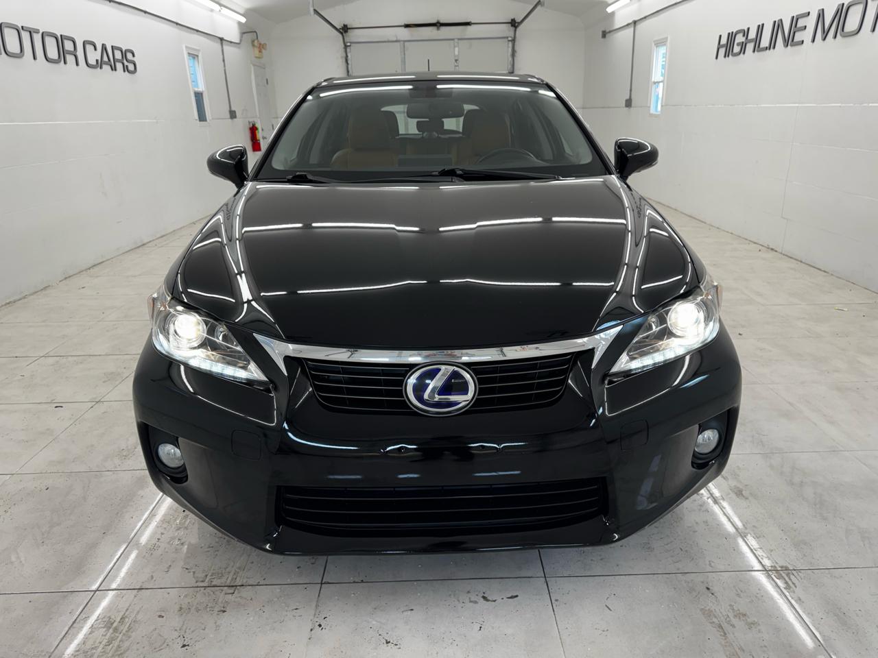 Lexus CT 200h FWD 4dr Hybrid 2012