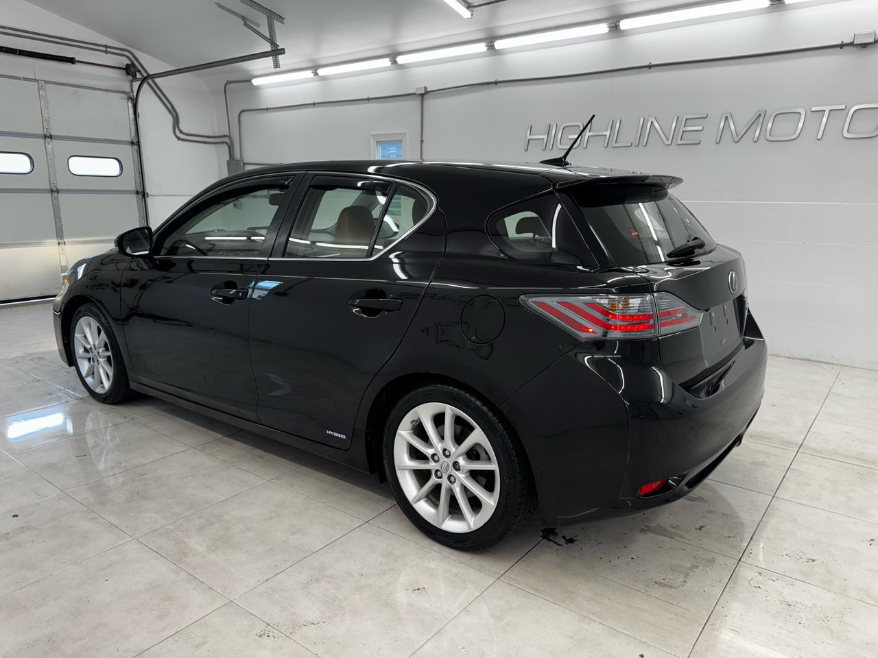 Lexus CT 200h FWD 4dr Hybrid 2012