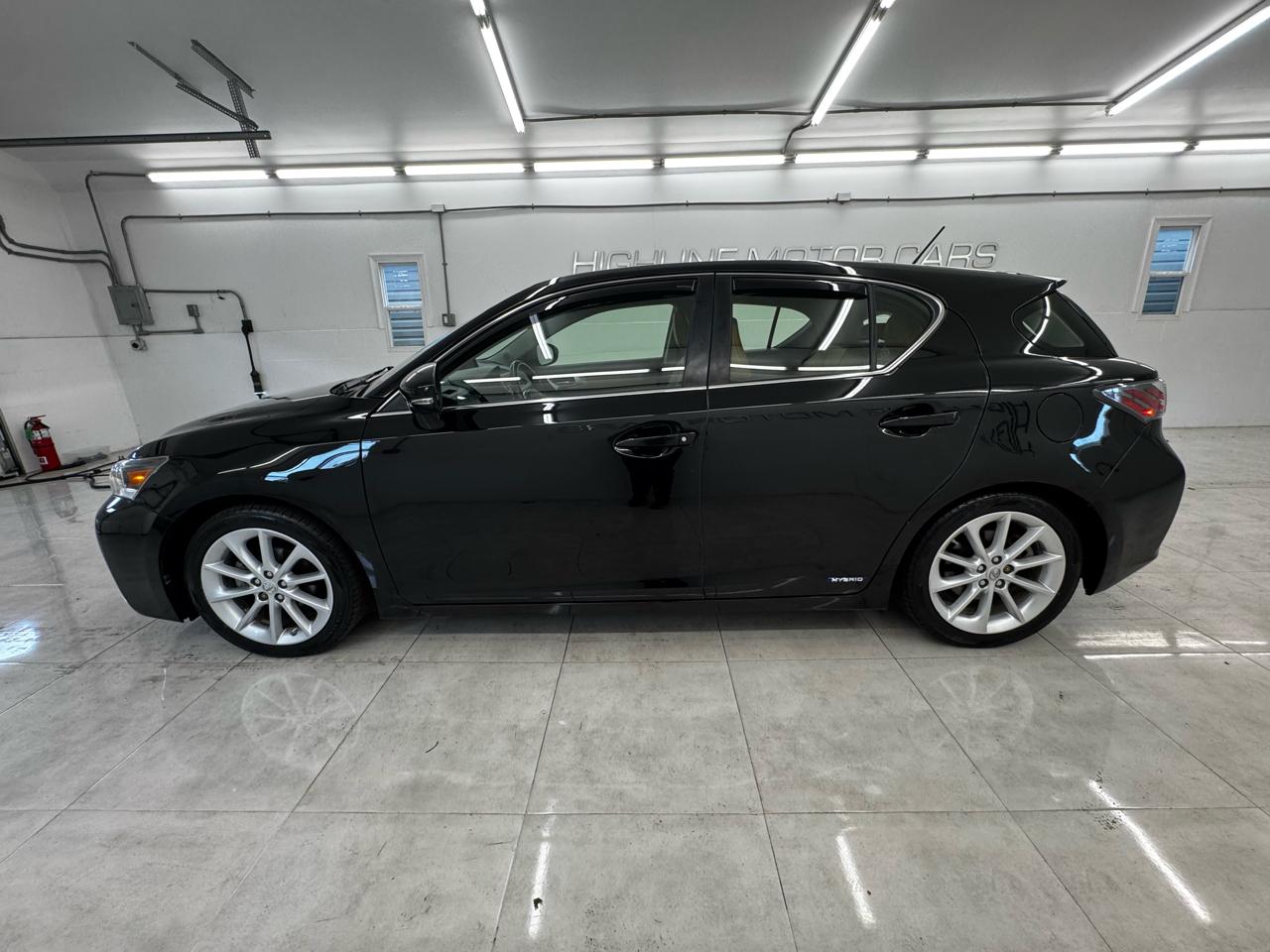 Lexus CT 200h FWD 4dr Hybrid 2012
